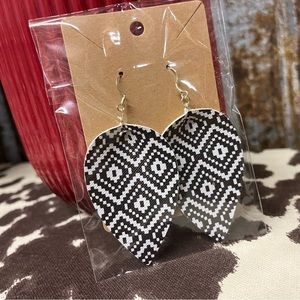 Aztec Black/White Earrings